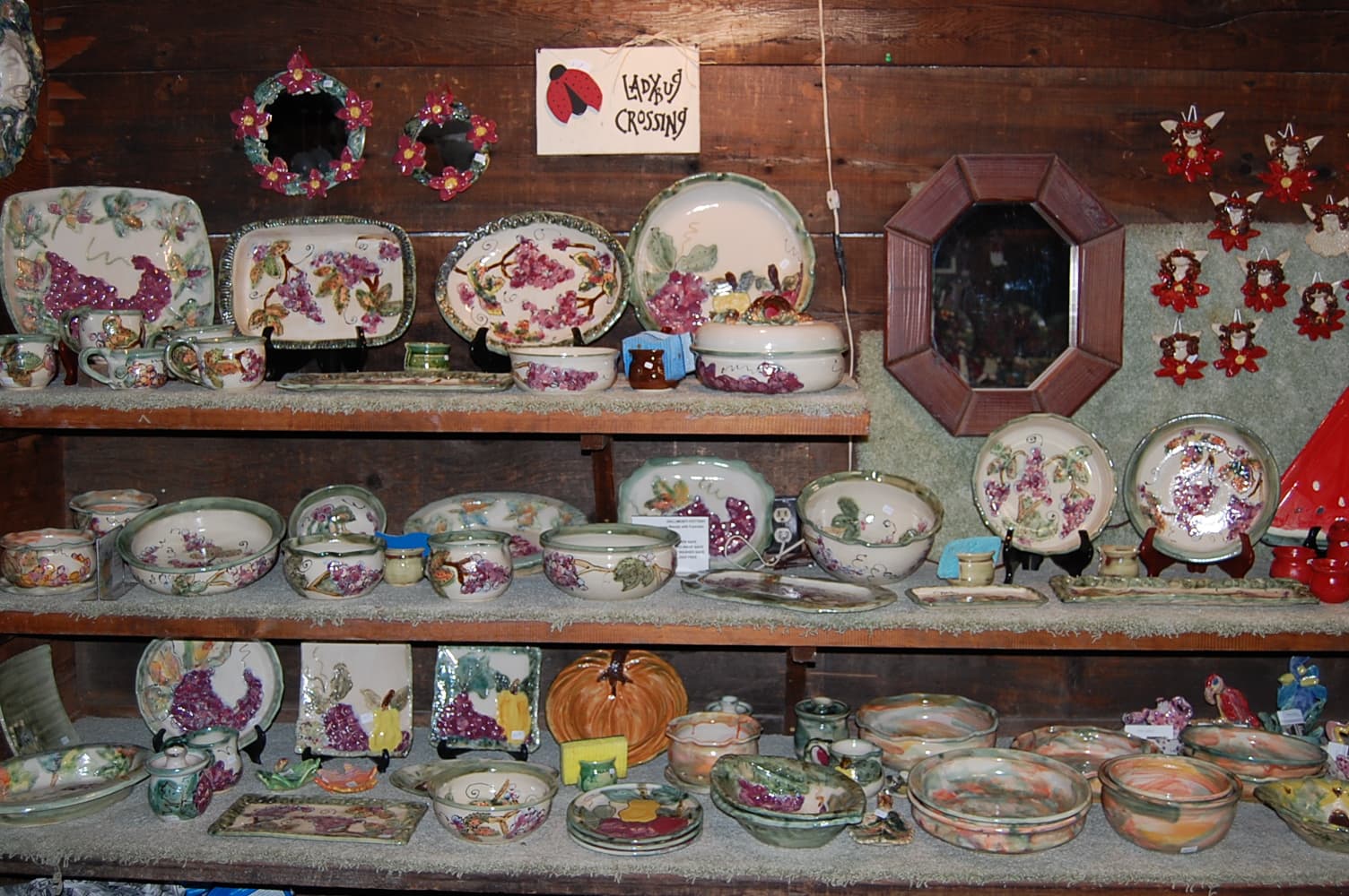 Christmas Patterns pottery image 1