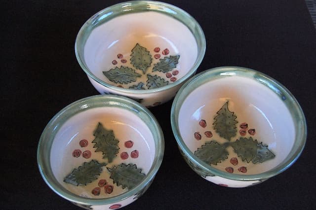 Christmas Patterns pottery image 11