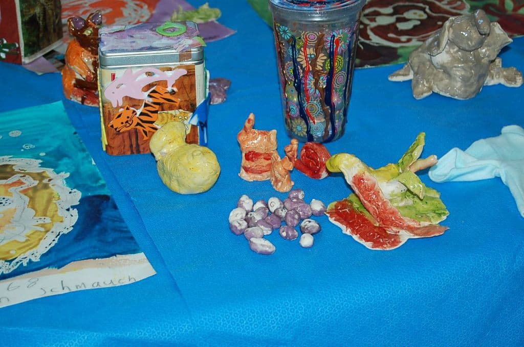 Student Patterns pottery image 10